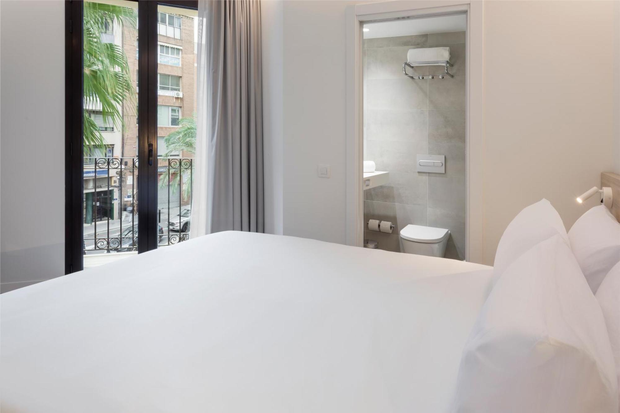 B&B Hotel Alicante Centro Zewnętrze zdjęcie