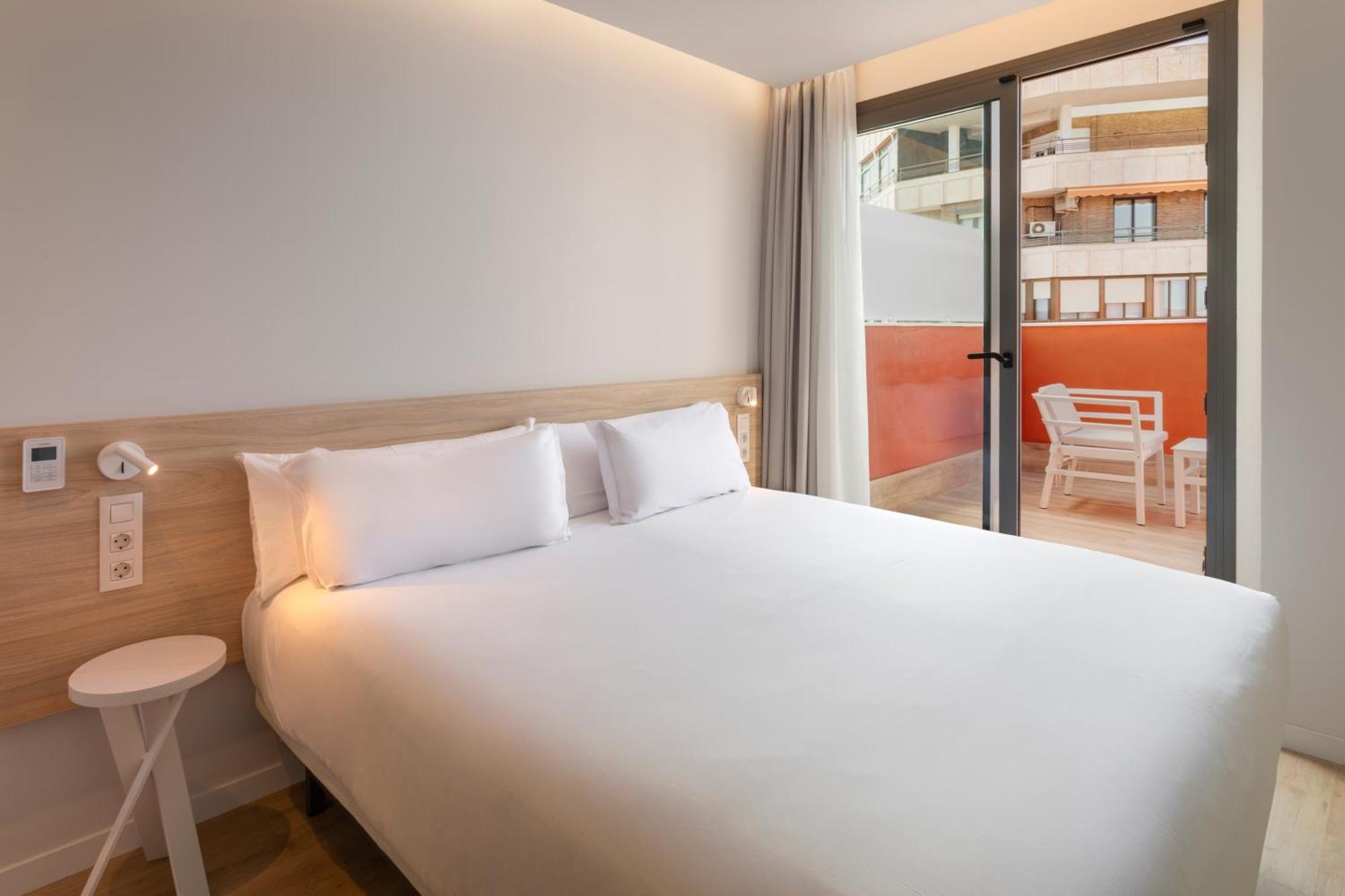 B&B Hotel Alicante Centro Zewnętrze zdjęcie
